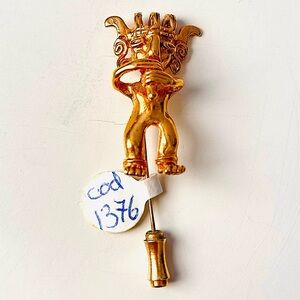 Vintage Gold Tone Brooch / Pin Alva Studios Mayan Aztec Reproduction Figure